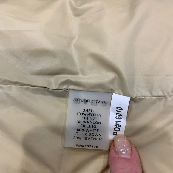 Women's Bronze Puffer Vest - Picture 8 of 9